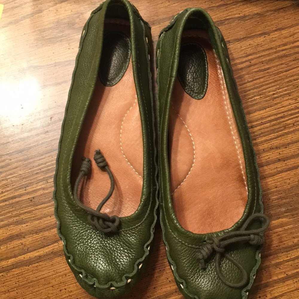 Fossil size 7 shoe